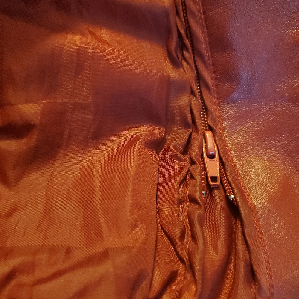 Red leather Jacket - Picture 3 of 6